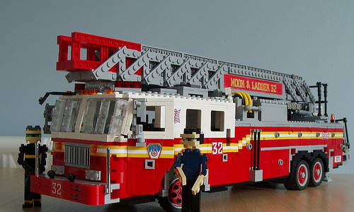 camion de pompier americain jouet